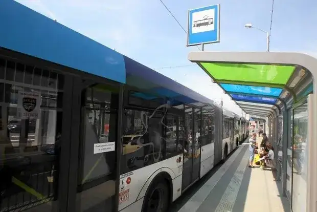 Zdjęcie Jak dojechać do Szczecina? Sprawdź najlepsze opcje transportu