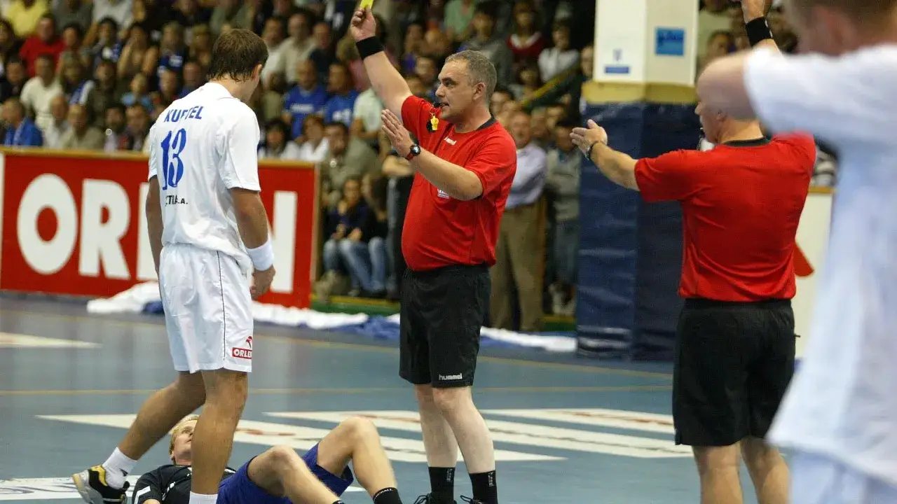 Zdjęcie Jak zostać sędzią piłki ręcznej i uniknąć najczęstszych błędów