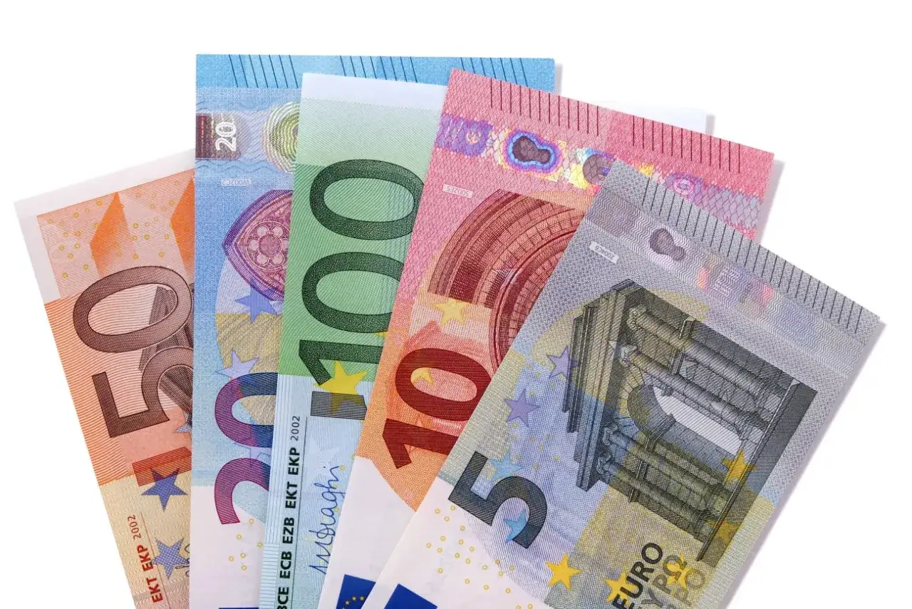 Zdjęcie Słowacja jaka waluta? Dowiedz się, dlaczego euro to najlepszy wybór