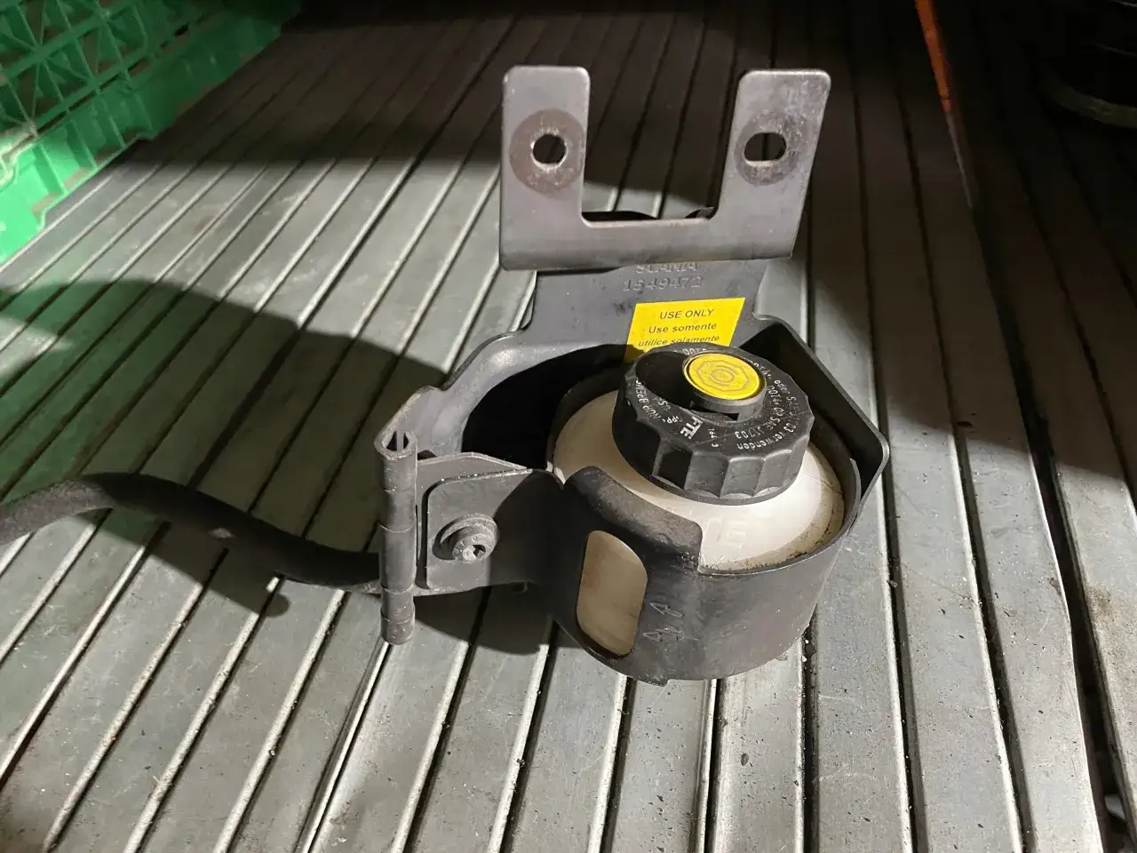 Zdjęcie Idealny płyn do sprzęgła Scania R: Unikaj kosztownych awarii i błędów