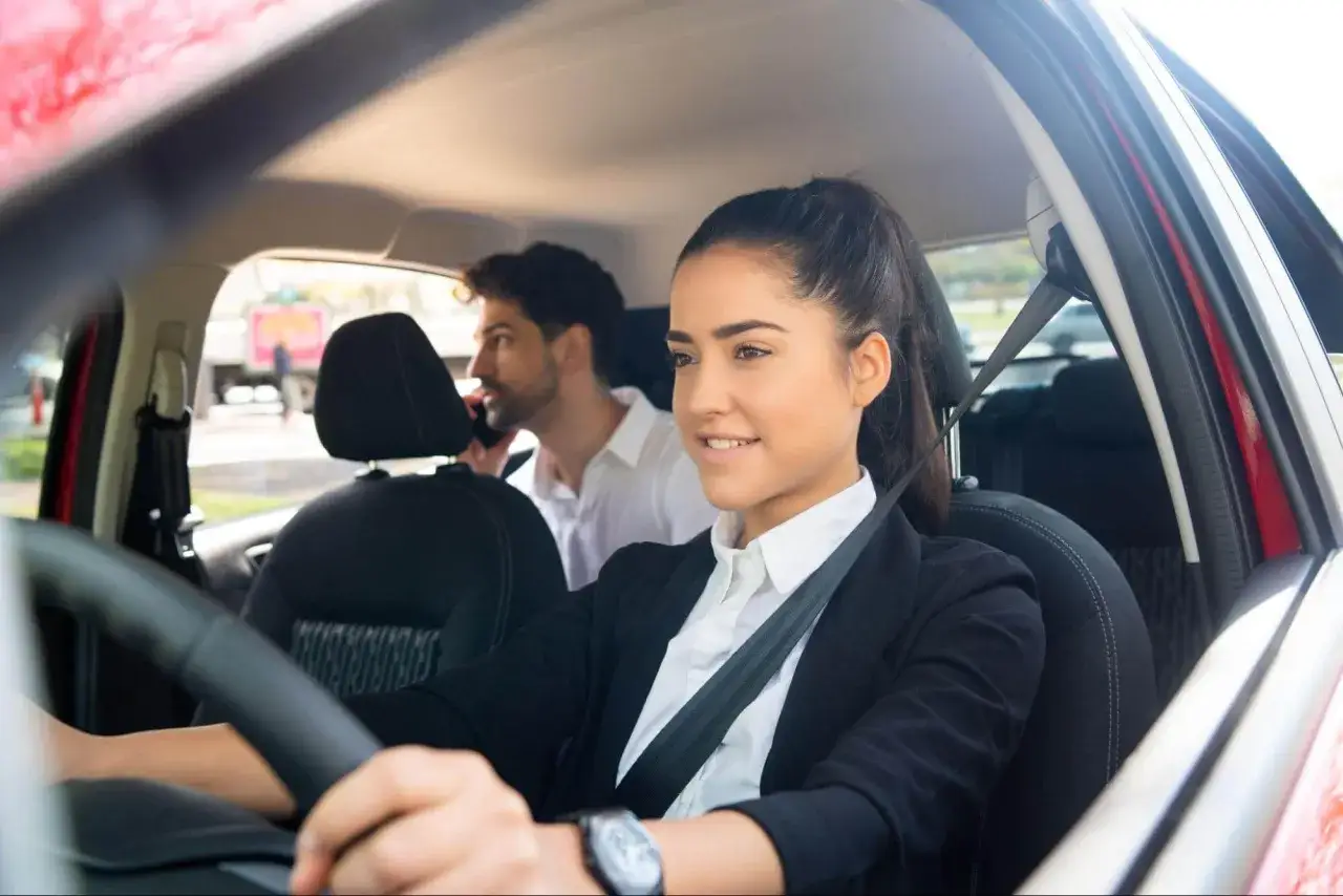 Zdjęcie Jak znaleźć kierowcę Ubera i uniknąć problemów z przejazdem