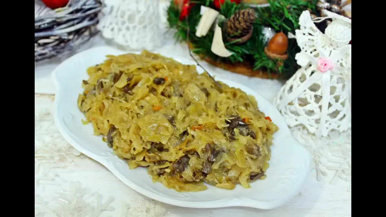 Zdjęcie Jakie przyprawy do kapusty z grzybami, by uniknąć mdłego smaku?