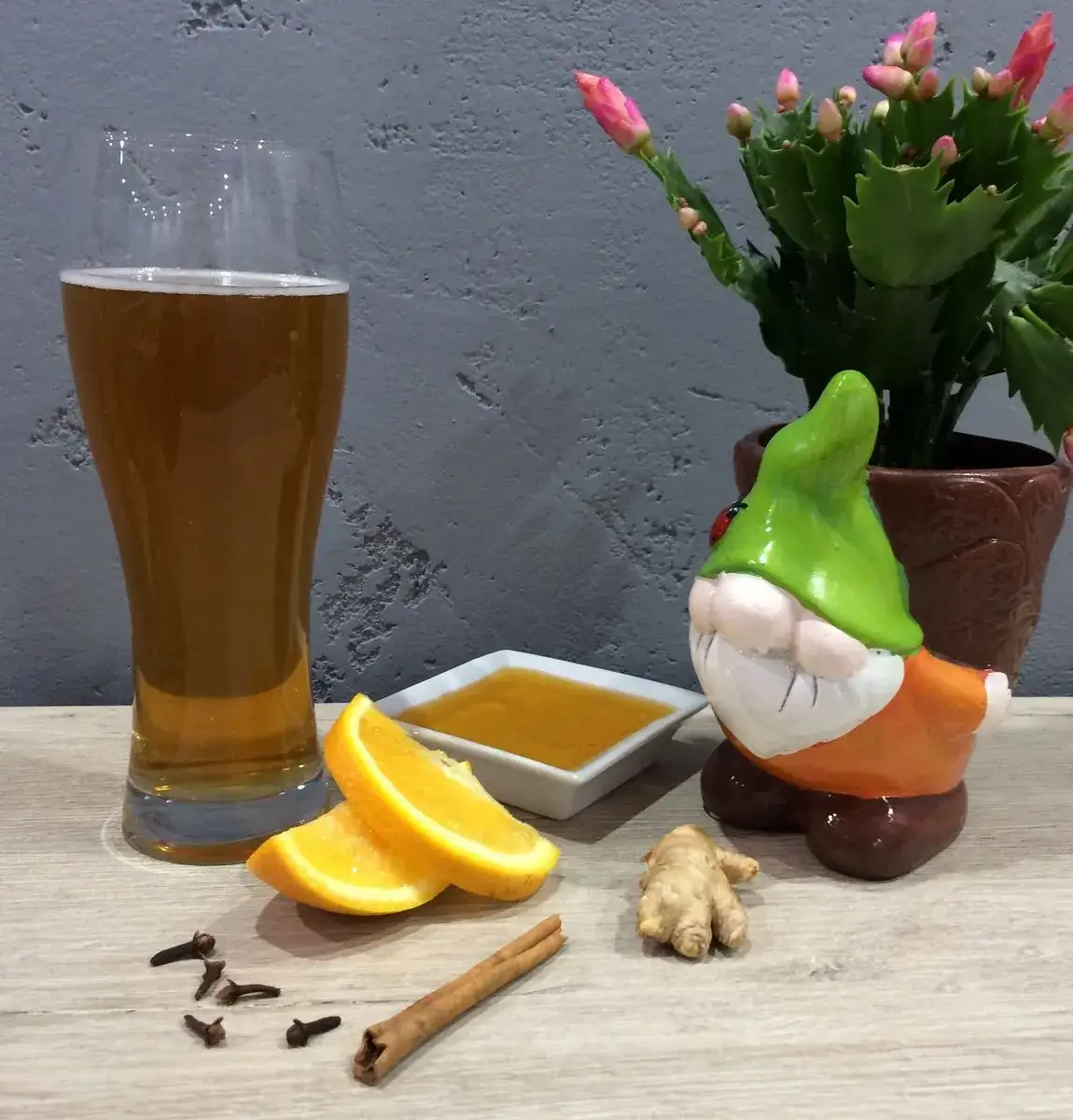 Zdjęcie Jak zrobić grzańca z piwa – prosty przepis na rozgrzewający napój