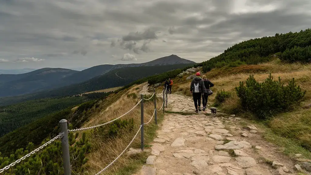 Zdjęcie Który szlak na Śnieżkę wybrać idąc pierwszy raz? Porównanie tras!