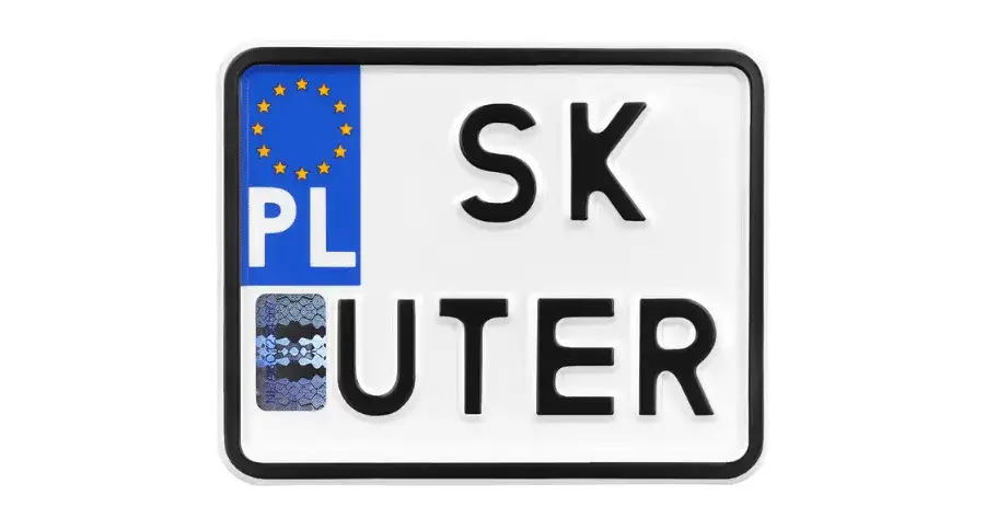 Zdjęcie Ile kosztuje rejestracja motoroweru? Sprawdź, co musisz wiedzieć