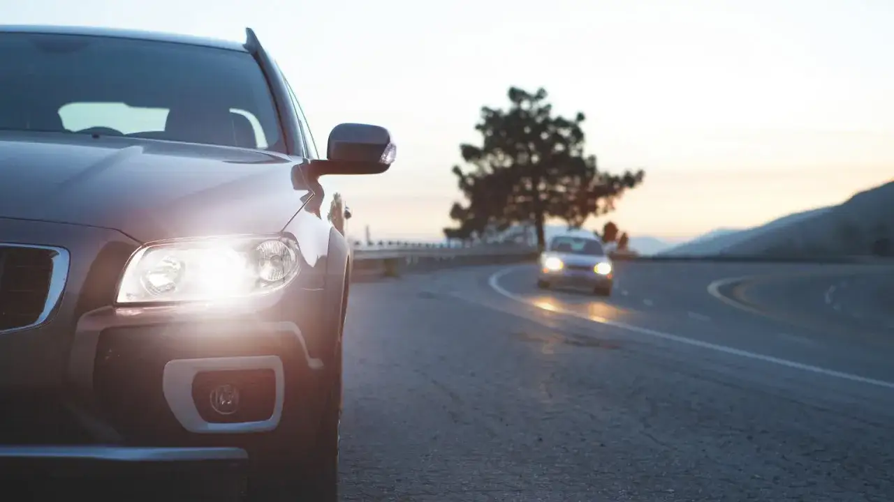 Zdjęcie Czy można zamontować żarówki LED w samochodzie bez ryzyka mandatu?