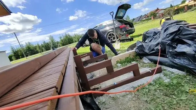 Zdjęcie Jak zrobić schody na działce - proste kroki i ważne wskazówki