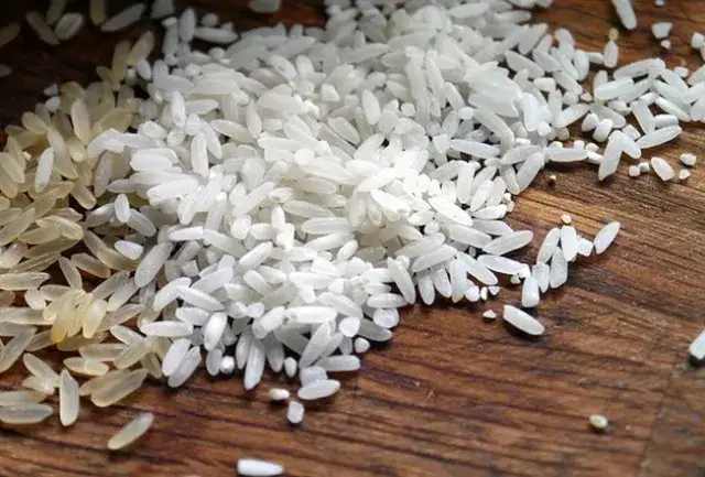 Zdjęcie Jak przechowywać ugotowany ryż, aby uniknąć zatrucia pokarmowego