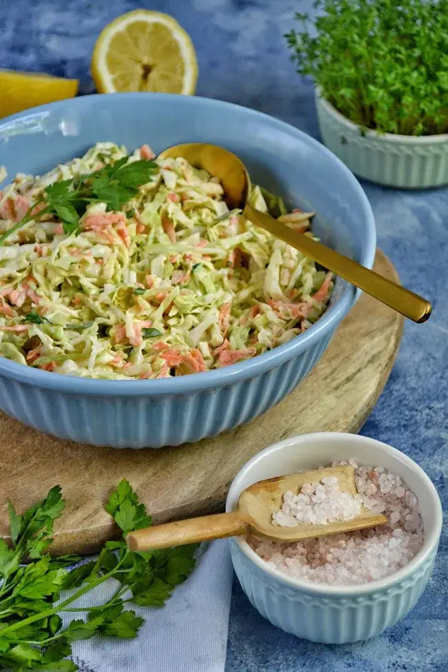 Zdjęcie Surówka colesław: pysznie czy przepysznie? Odkryj najlepsze smaki