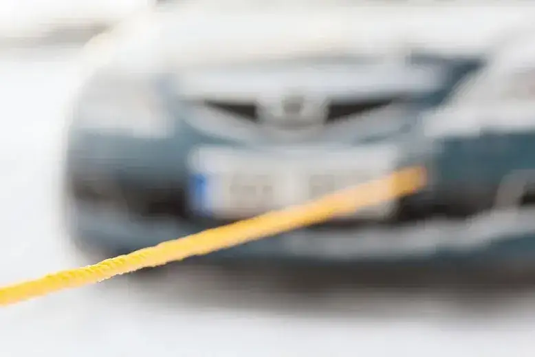 Zdjęcie Czy samochód z automatyczną skrzynią można holować bez ryzyka uszkodzeń?