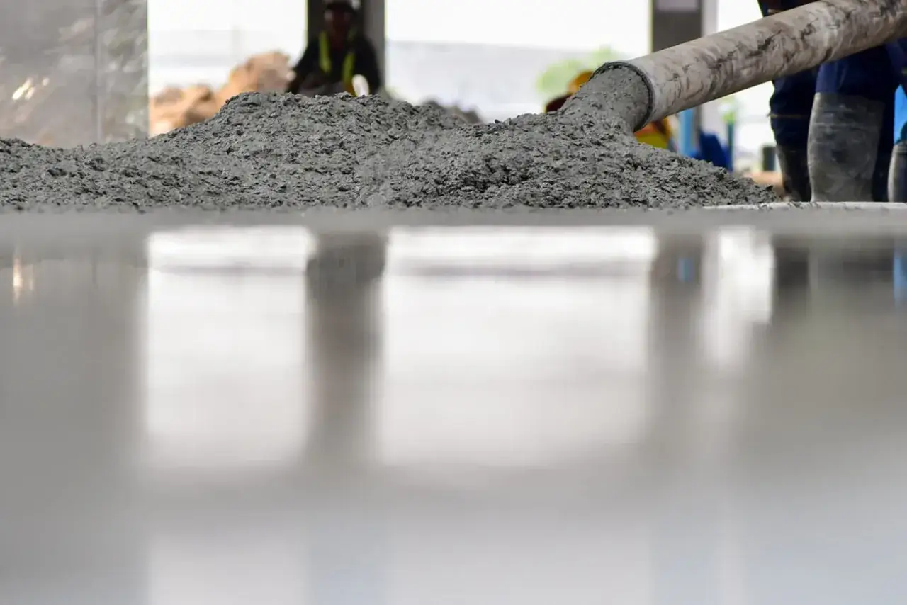 Zdjęcie Jak zrobić suchą zaprawę cementową i uniknąć najczęstszych błędów