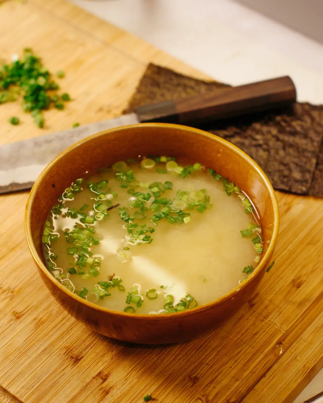 Zdjęcie Zupa miso co to? Poznaj sekrety tej tradycyjnej japońskiej zupy