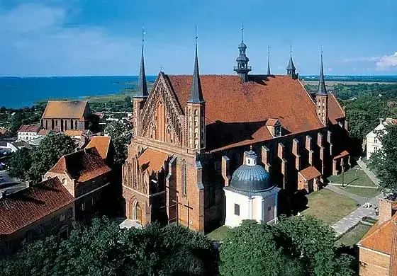 Zdjęcie Przyjezierze atrakcje: Odkryj ukryte skarby i niezwykłe miejsca