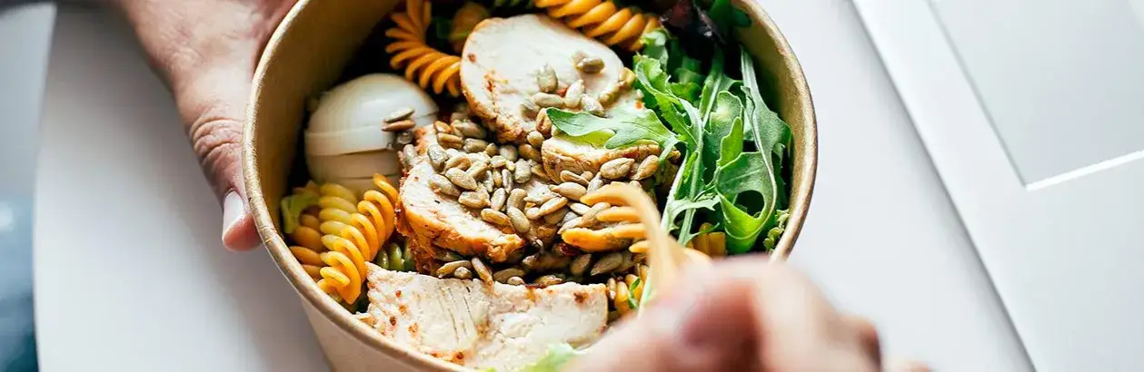 Zdjęcie Co jeść przed treningiem rano, aby uniknąć dyskomfortu i zyskać energię