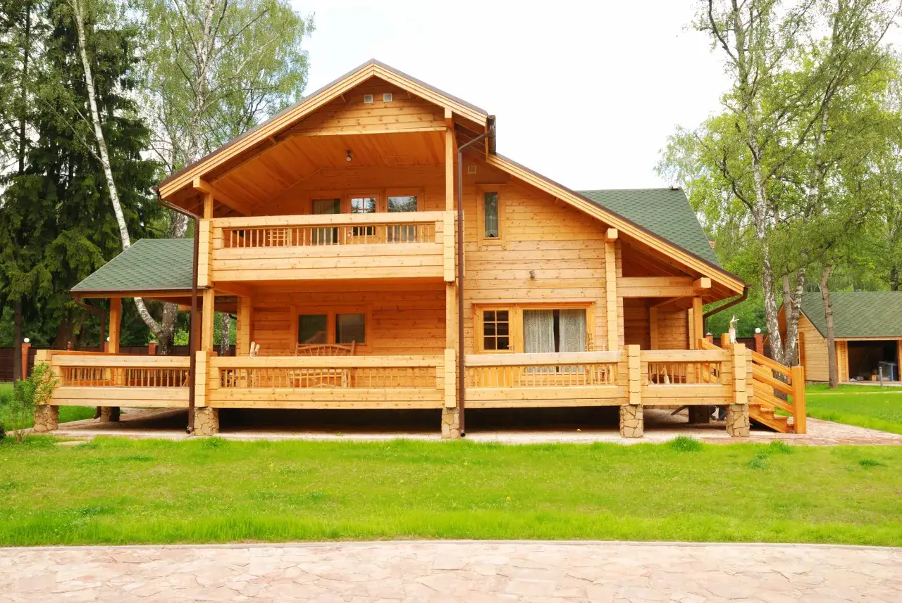 Zdjęcie Jaka grubość bala na dom całoroczny, aby uniknąć problemów z izolacją?