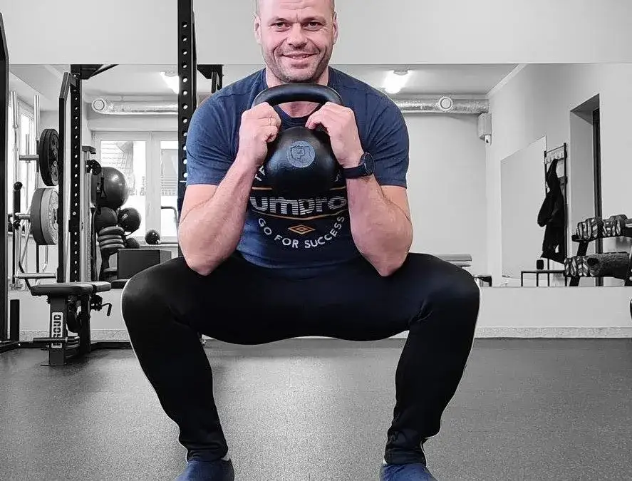 Zdjęcie Skuteczne sposoby na ból kolan po treningu – jak leczyć skutecznie