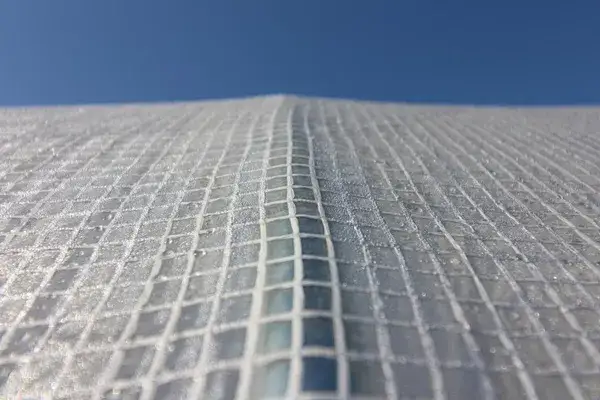 Folia zbrojona na wymiar - idealne rozwiązanie dla budownictwa i ogrodnictwa