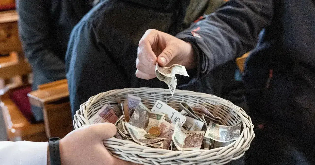 Ile zarabia organista w kościele? Sprawdź różnice w wynagrodzeniach