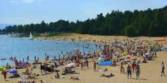 Kempingi jezioro nyskie: najlepsze miejsca na relaks i przygodę