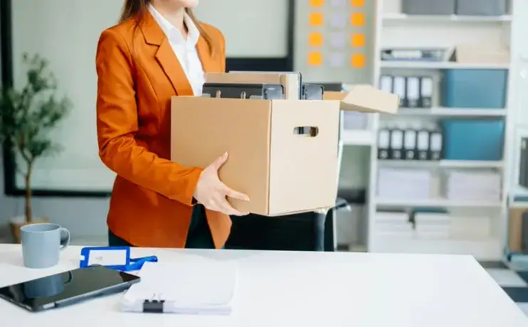 Likwidacja stanowiska pracy: po jakim czasie można ponownie zatrudnić?