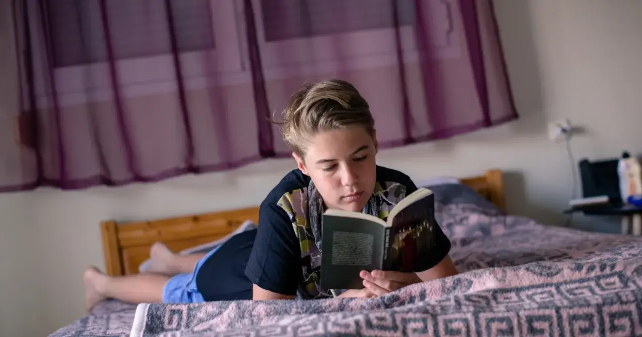 "Dżuma" Camusa: Dlaczego ta lektura jest wiecznie aktualna?