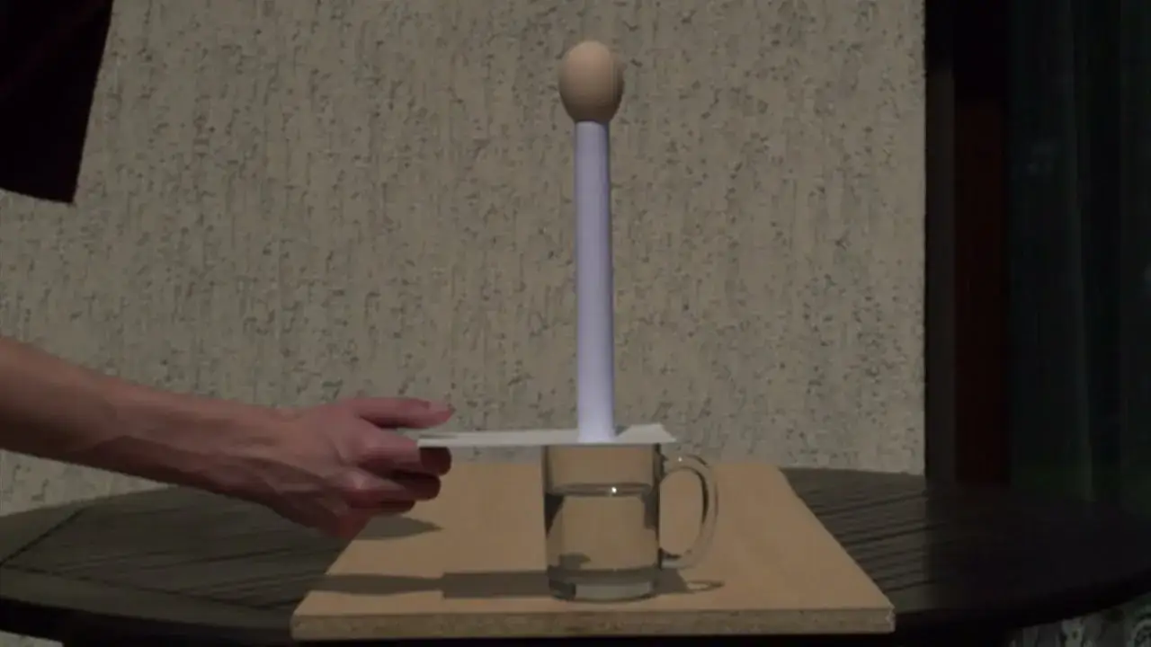 Jak bezpiecznie przeprowadzać doświadczenia z fizyki w klasie 7 – proste instrukcje i przykłady