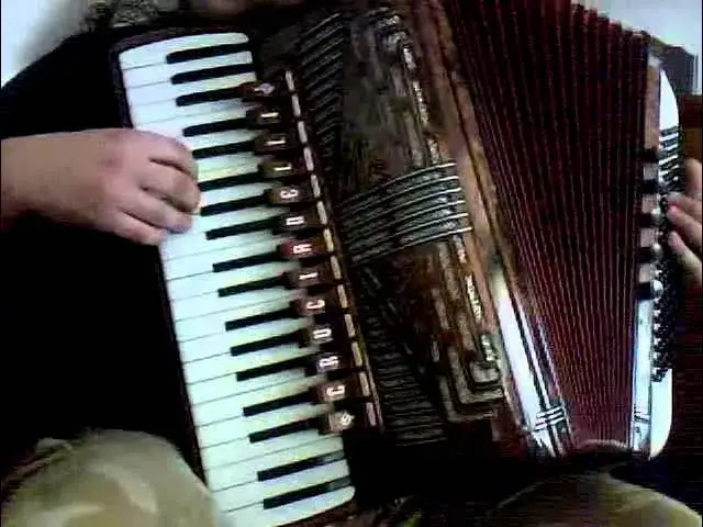 Gdzie znaleźć podkład muzyczny do Ach kieleckie jakie cudne w legalny sposób