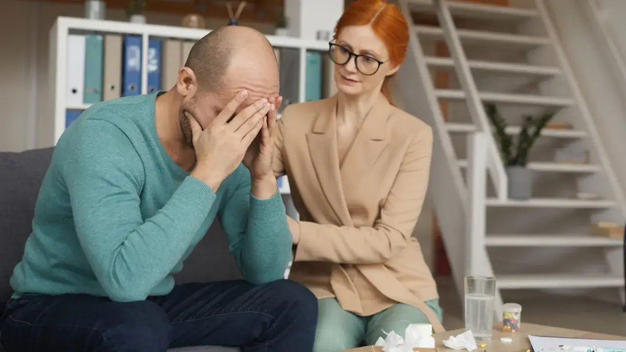 Seksoholizm: Jak postępować? Chroń siebie, wspieraj, odbuduj związek.