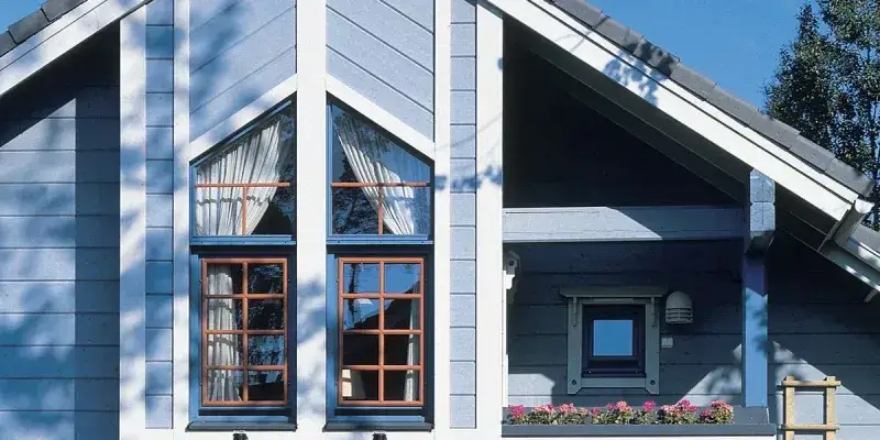 Jaka farba do elewacji drewnianej - wybierz najlepszą ochronę dla swojego domu