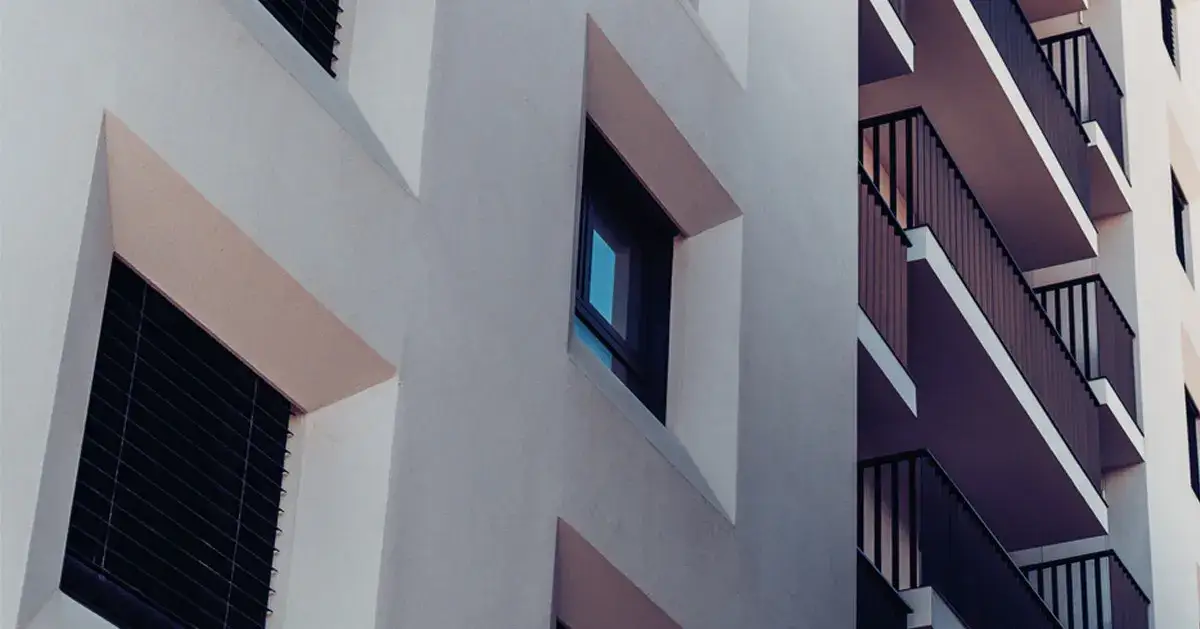 Jak sprawdzić wartość mieszkania i uniknąć przepłacenia za nieruchomość