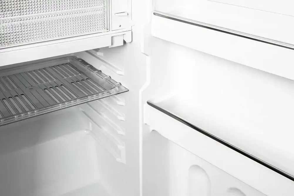 Zamrażarka się "poci"? Diagnoza i naprawa krok po kroku!