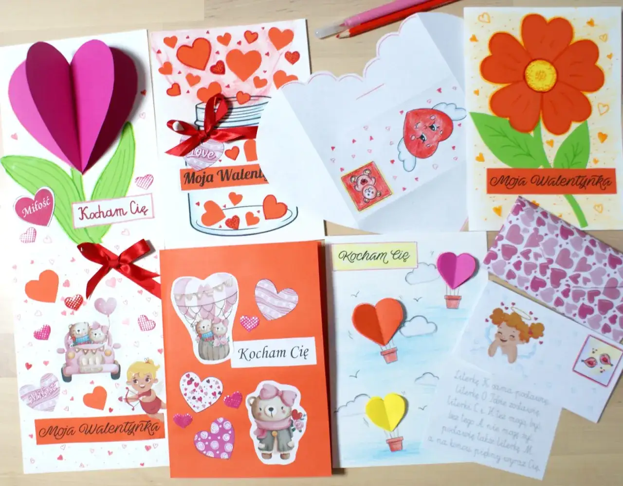 Jak podpisać kartkę walentynkową? Pomysły i inspiracje