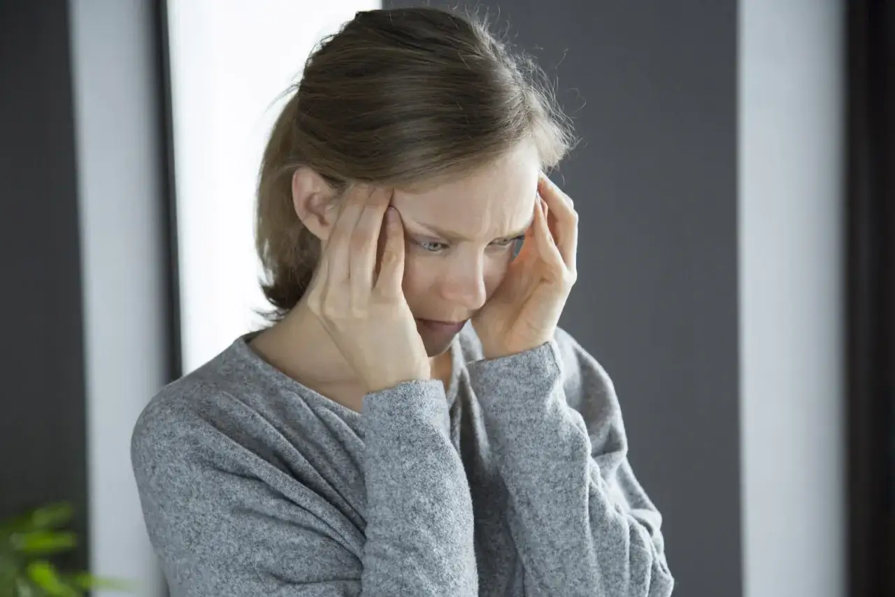 Nerwica lękowa: psychiczne objawy. Jak odzyskać kontrolę?