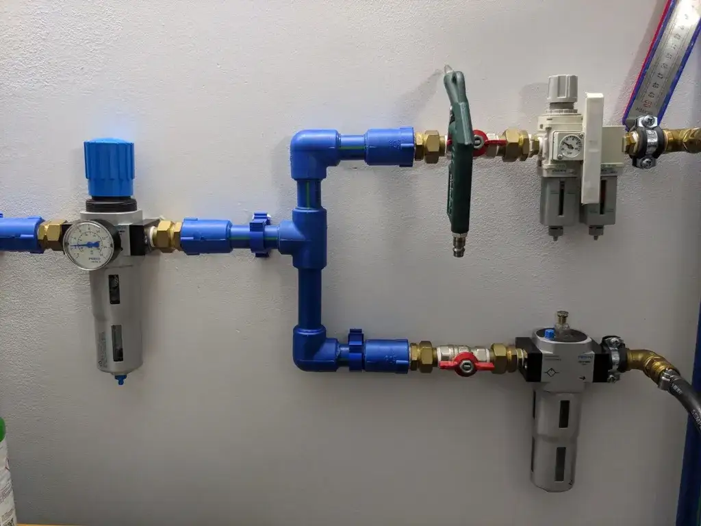 Czy szwankująca instalacja pneumatyczna niszczy Twój warsztat?