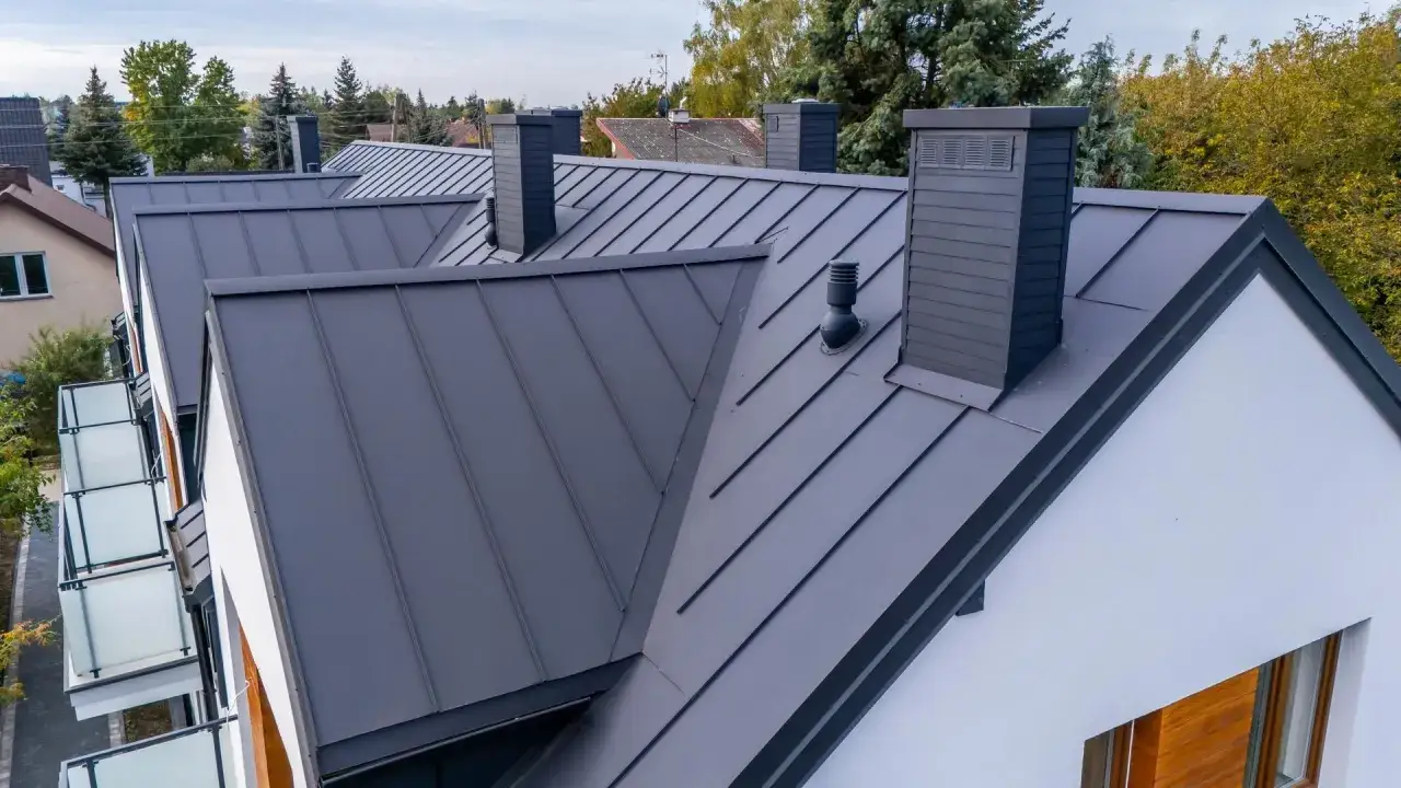 Kolor elewacji do szarego dachu uniknij błędów i stwórz dom marzeń.