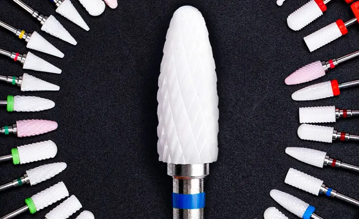 Jak czyścić frezy do paznokci? Dezynfekcja, sterylizacja i błędy