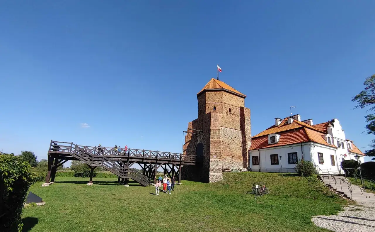 Niezapomniane atrakcje w Liwie, które musisz zobaczyć