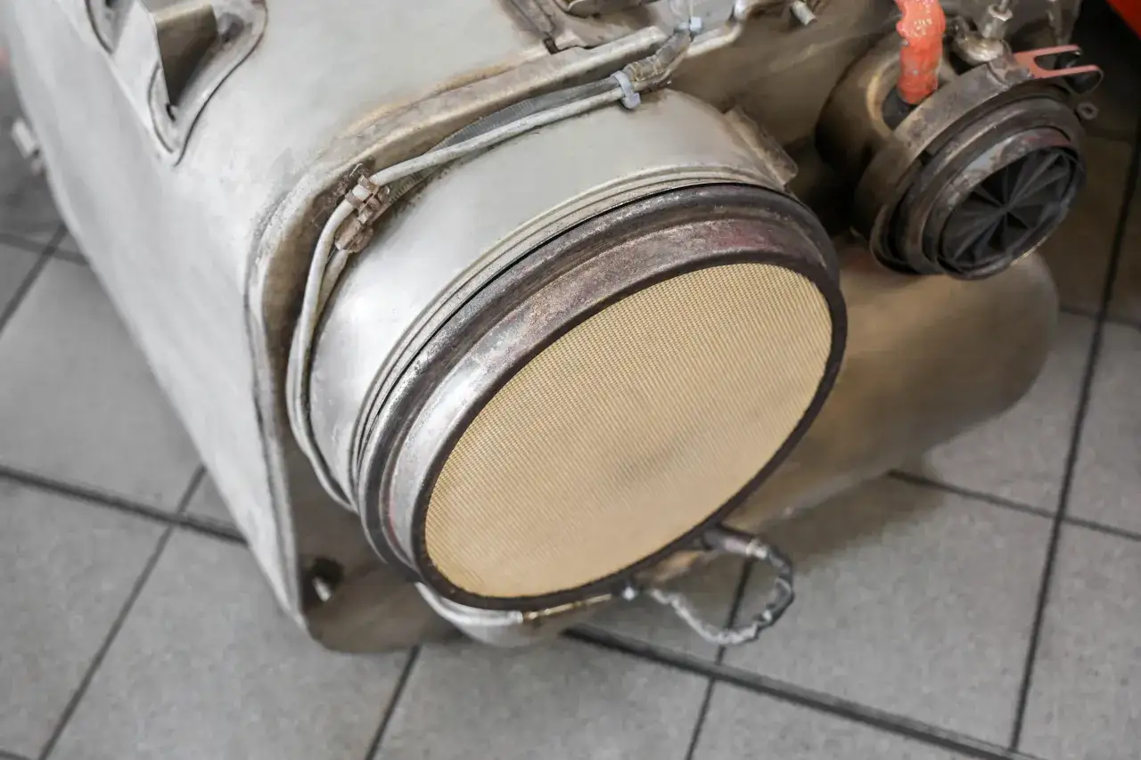 Jak wypalać DPF skutecznie i uniknąć kosztownych napraw