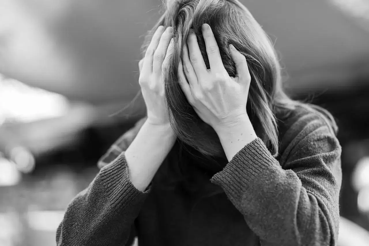 Syndrom Rebeki: Jak odzyskać spokój w związku i leczyć zazdrość?