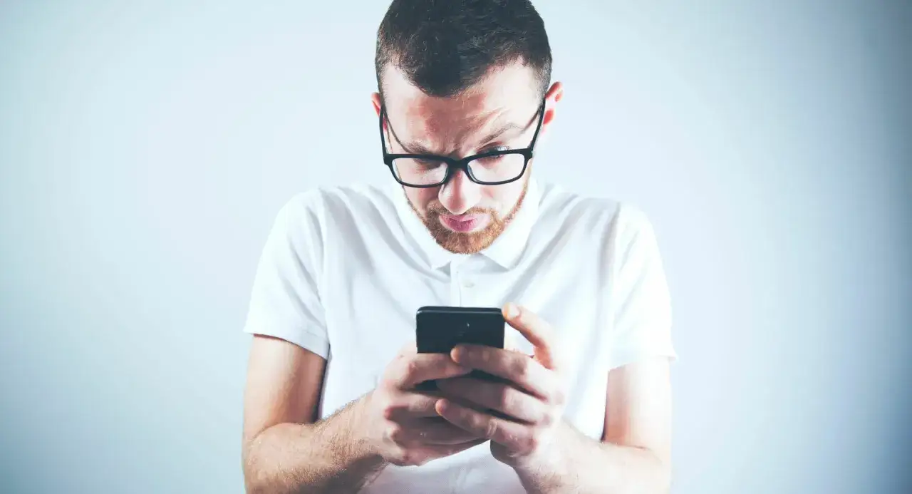 Skąd windykator ma Twój numer? Poznaj swoje prawa i reaguj