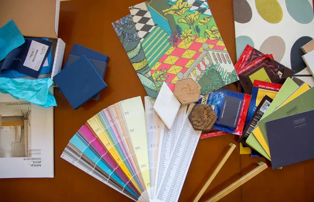 Darmowe próbki farb: Jak zdobyć i wykorzystać do malowania