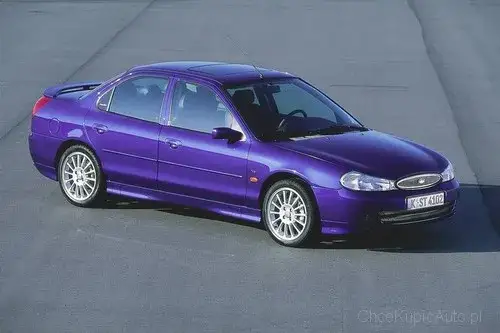 Pojemność baku Ford Mondeo Mk2: 61,5L, zasięg i typowe usterki