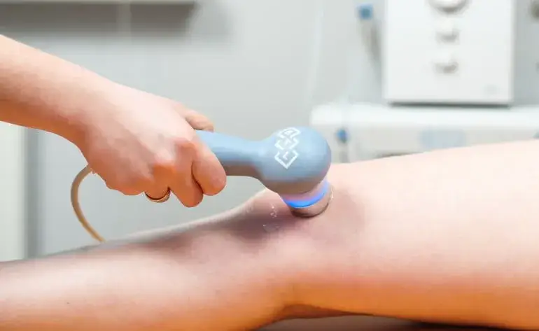 Ultradźwięki w rehabilitacji: Bezbolesna ulga w bólu i regeneracja