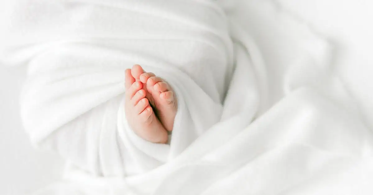 Stopy na cm - długość stopy, ile ma cm stopa, porównanie stóp i cm