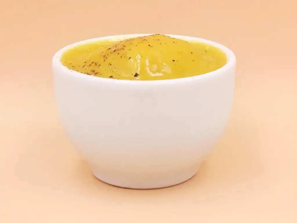 Jak zrobić sos musztardowy do sałatki w 5 minut bez gotowania