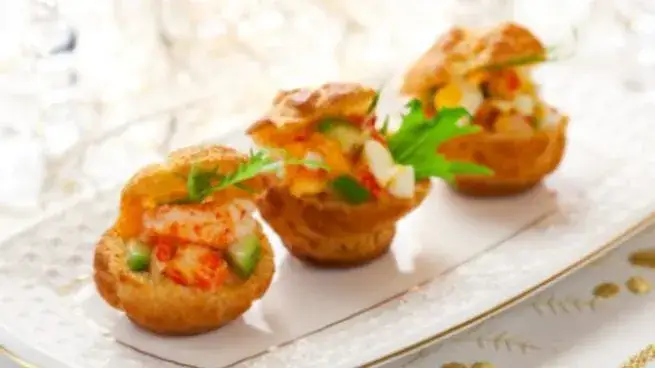 Delicioso hojaldre de puerros y gambas: receta fácil y rápida