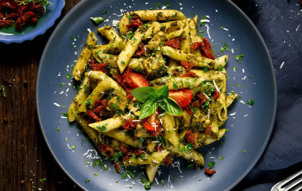 Czy makaron ze szpinakiem tuczy? Odkryj prawdę o kaloriach