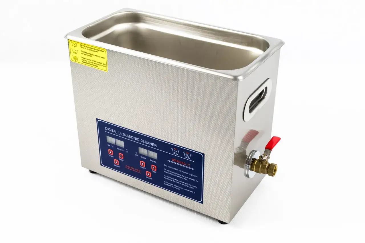 Myjka ultradźwiękowa do warsztatu: Jak wybrać idealną? Poradnik.