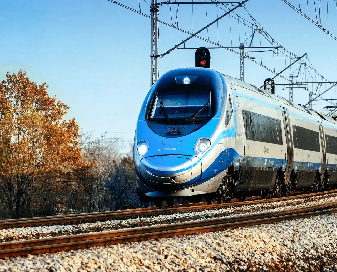 Ile wagonów ma intercity? Zaskakujące fakty o pociągach intercity