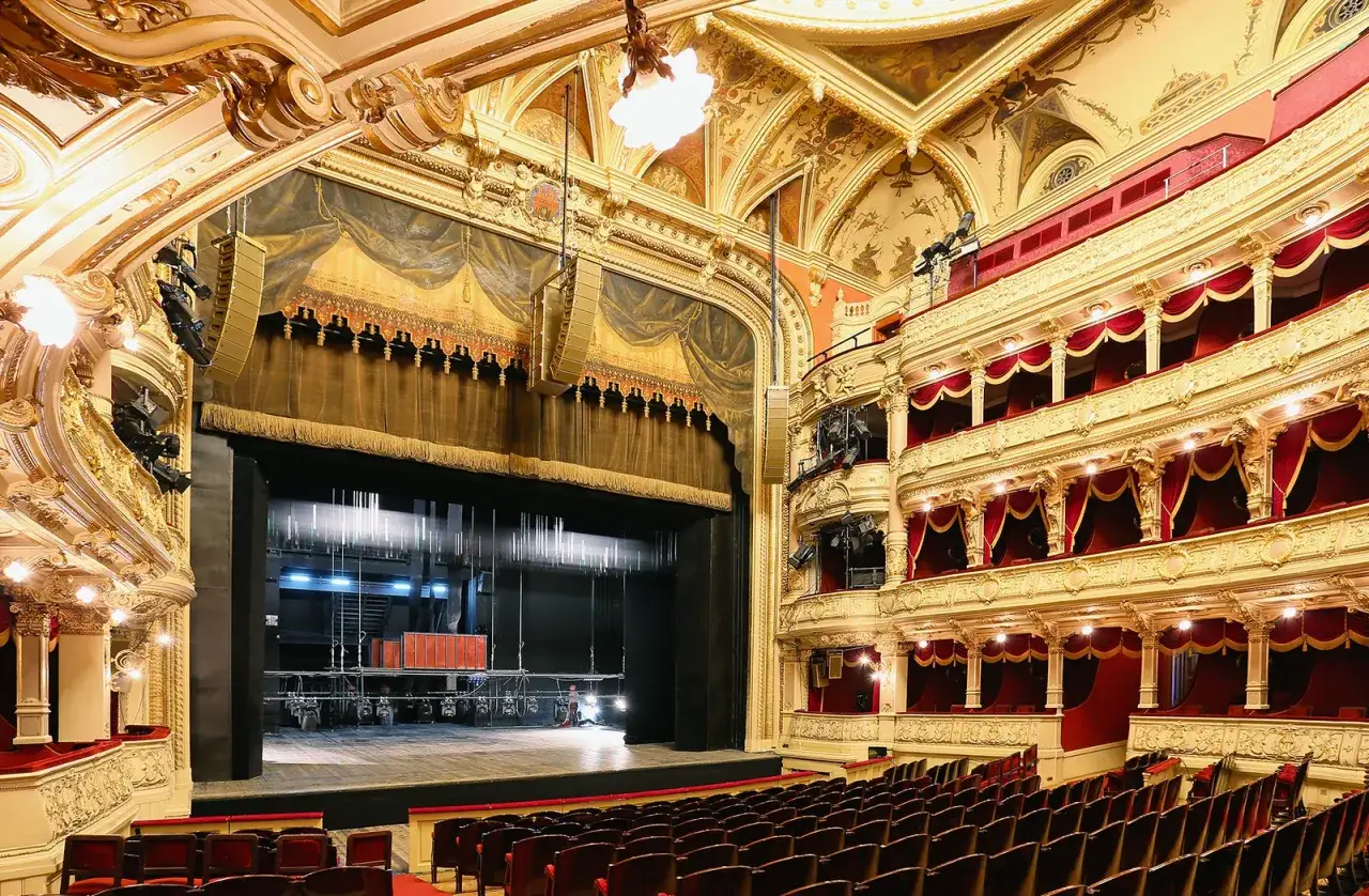 Najlepsze spektakle w Teatrze Słowackiego, które musisz zobaczyć